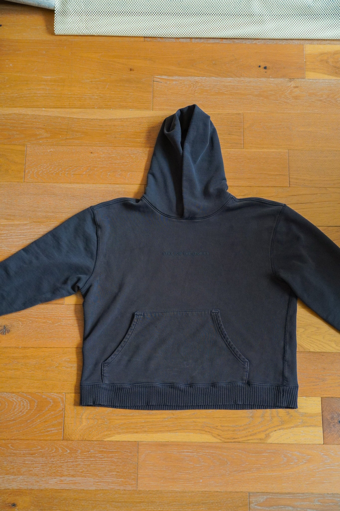 hoodie - vintage black